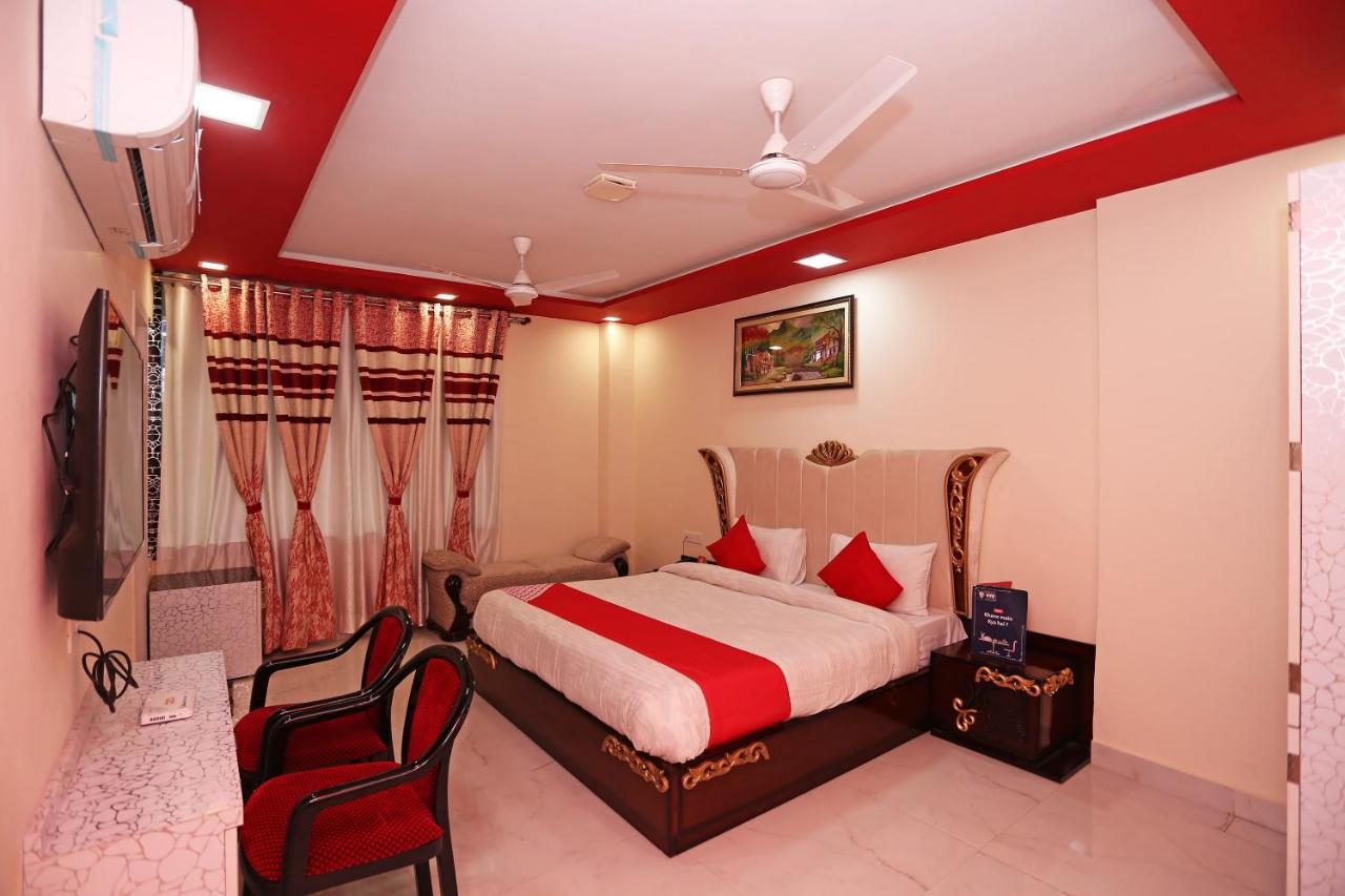 Oyo 23495 Hotel The Park Juhi Bari Eksteriør bilde